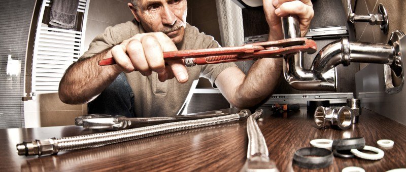 Price Busters’ DIY Plumbing Tips