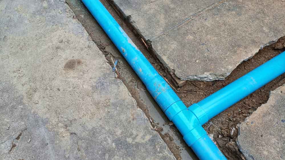 Water Pressure vs. Flow Rate: Understanding What Your Water Line Delivers