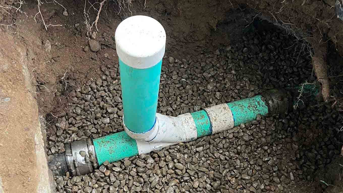 Dealing With The Effects Of A Broken Sewer Line On Your Property And Surroundings