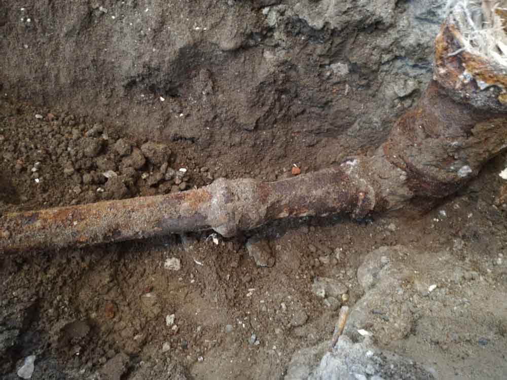 Cast Iron Pipes Need Replacing: Why Homeowners Should Pay Attention to Failing Pipes
